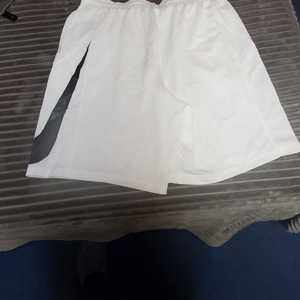 Mens Nike basketball shorts